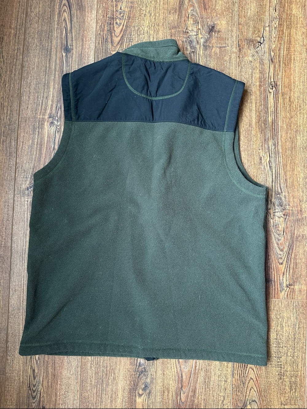 Carhartt Fallon Vest - Olive Green Fleece Vest with Black Trim - Size L - Picture 3 of 5